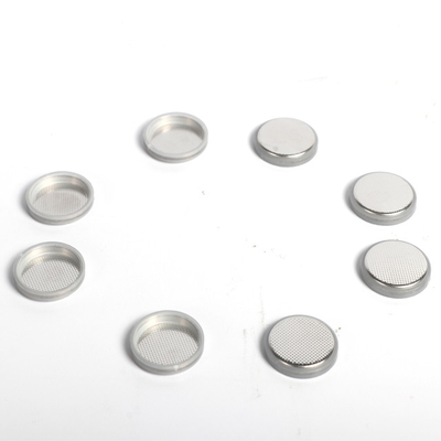 Chất liệu pin Lithium Ion màu trắng bạc CR20XX Hộp đựng pin đồng xu